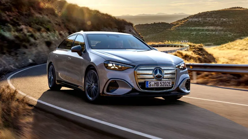 No solo sin emisiones, así reduce Mercedes el impacto ambiental de sus coches eléctricos desde la fábrica
