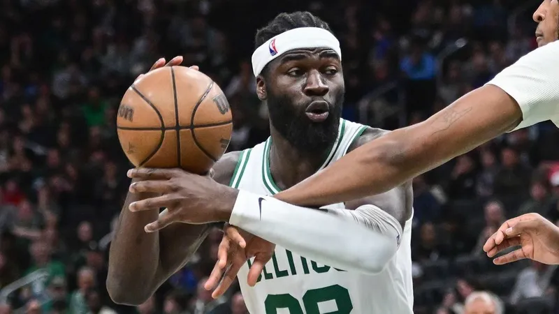 Boston renueva a Neemias Queta