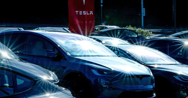 Tesla incumple expectativas de Wall Street y sus ganancias quedan debajo de lo esperado