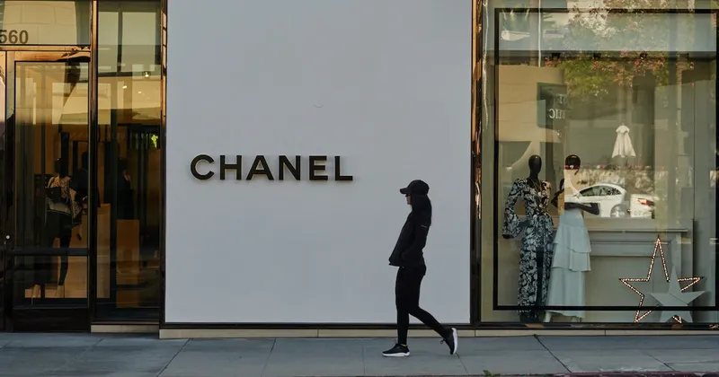 De Chanel a Louis Vuitton: las 10 marcas de lujo más buscadas en el mercado de segunda mano, según reporte