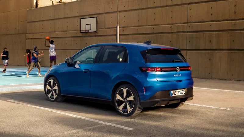 El nuevo Volkswagen eléctrico fabricado en España tiene 60 litros más de maletero que un Golf y hasta 449 km de autonomía