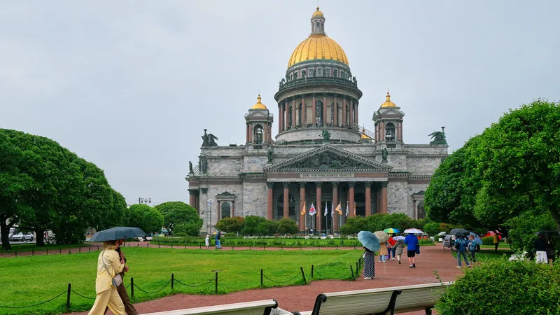 Asesor presidencial estonio cae en una broma y ofrece ayuda a Kiev para atacar San Petersburgo