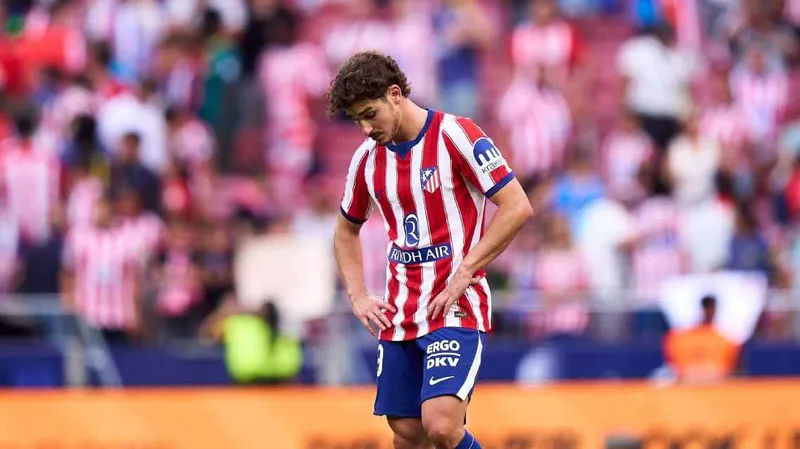 Julián Álvarez es baja en el entrenamiento del Atlético de Madrid