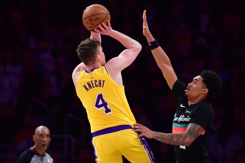Dalton Knecht probará fortuna en los Knicks