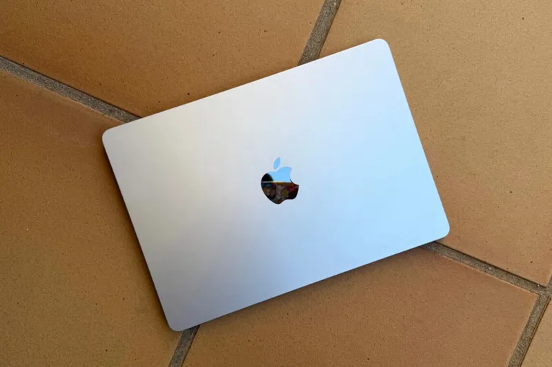 El MacBook Air M5 cae de precio, y no es en su configuración mínima de almacenamiento