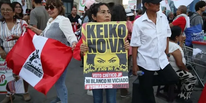 Perú se prepara para tres días de protestas durante la toma de posesión de...