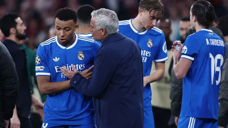 José Mourinho para poner mano dura y recuperar la identidad de Real Madrid