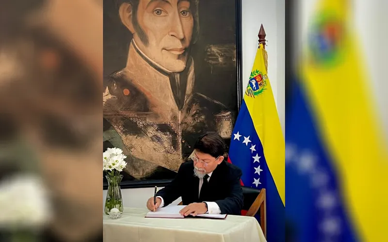 Nicaragua firma libro de condolencias por las víctimas de los terremotos en Venezuela