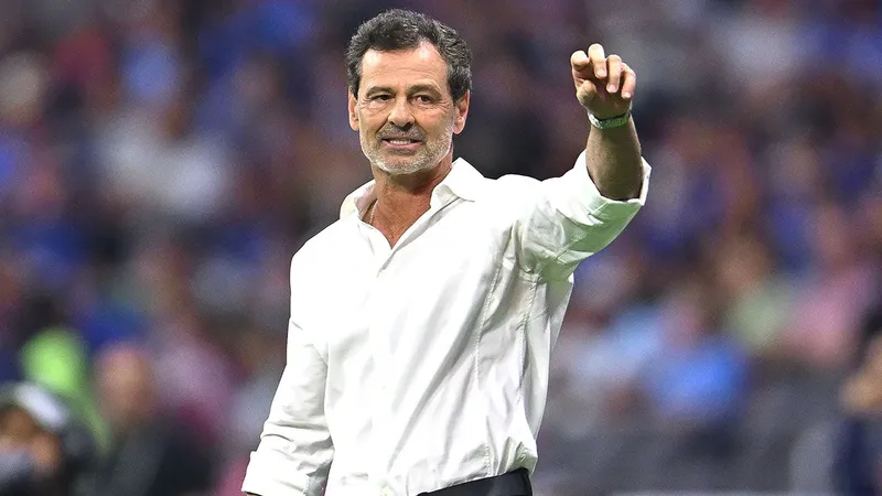 Diego Cocca contradice al Atlas: "Sí había un contrato firmado"