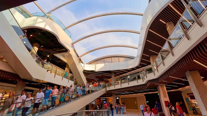 Está en pleno Madrid y se reformará por completo: la brutal transformación de uno de los centros comerciales más antiguos de la capital