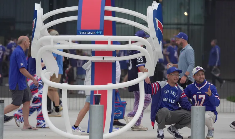 Buffalo recibe el TNF en su nuevo estadio y la 'Bills Mafia' está lista