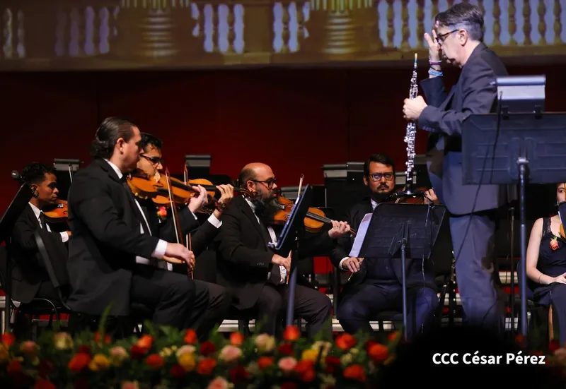 Camerata Bach celebra su 34 aniversario de fundación con un concierto