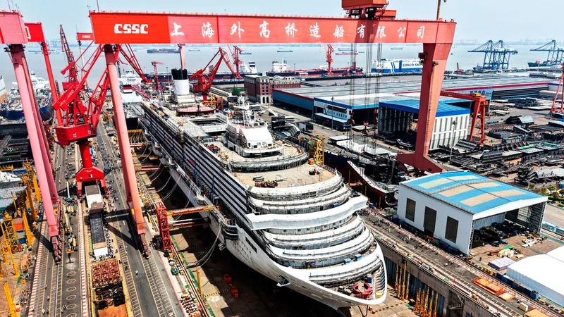 Rusia y China exploran ampliación de su cooperación naval y portuaria