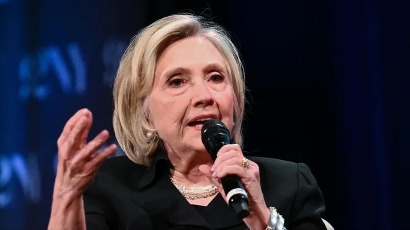 Clinton revela antigua presión “implacable” de Netanyahu para atacar a Irán