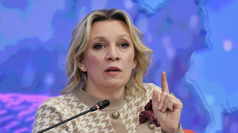 Merz está implicado en las tramas de corrupción de Ucrania, subraya Zajárova