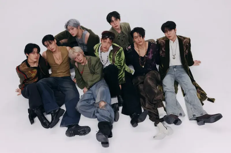ATEEZ logra su tercer No. 1 en el Billboard 200 con ‘GOLDEN HOUR : Part.5’