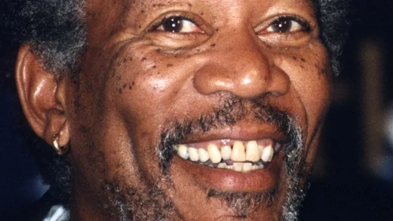 Morgan Freeman (89): "Hay un dicho sobre la vejez: '¡Mantente activo!', y lo que dice Clint Eastwood: 'No dejes que el viejo te venza"