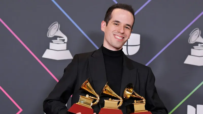 La lista completa de nominados a los Latin Grammy 2026