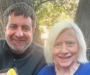 En Cuba busco lo que EEUU le niega a mi madre: esperanza contra el Alzheimer