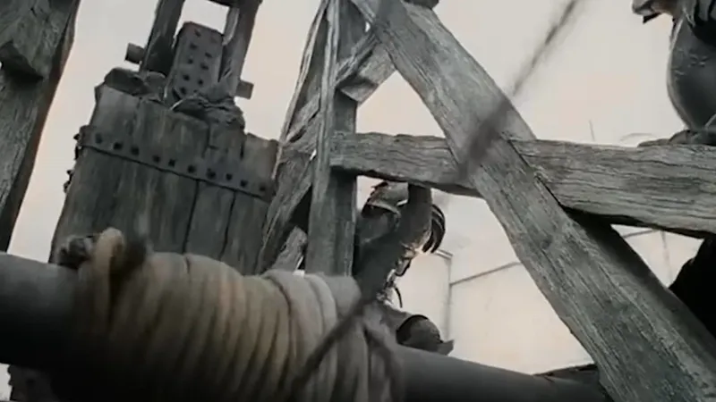 Michael Fulton, experto en guerra, en contra de esta escena de 'El señor de los anillos': "estas eran armas importantes, pero ni de lejos tan emocionantes como a Hollywood le encanta hacerlas parecer"