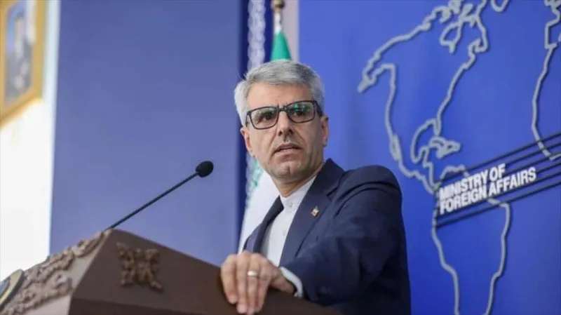 Irán deja abierta la puerta al diálogo, pero sigue listo para defenderse