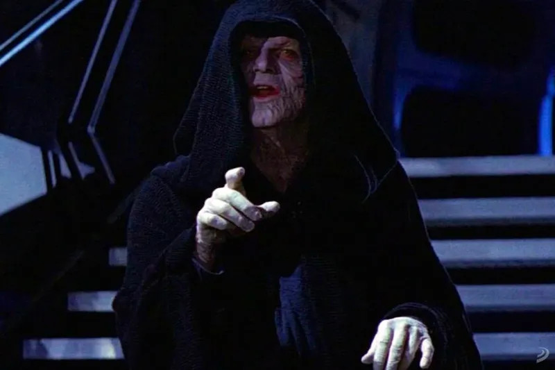 George Lucas quiso hacer una serie de Star Wars inspirada en Hitler. Su protagonista se desmayó