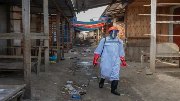 Aumenta el número de «muertes probables» por ébola en la República Democrática del Congo