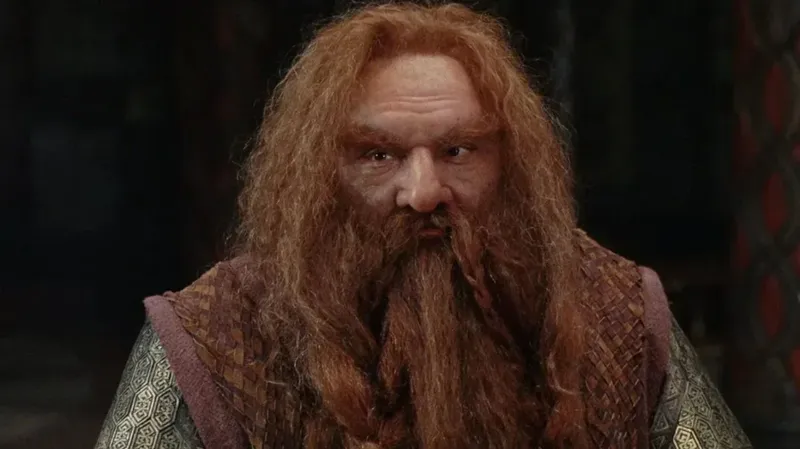 No me había dado cuenta, pero el actor que interpretó a Gimli tuvo otros dos papeles en la saga de 'El señor de los anillos'