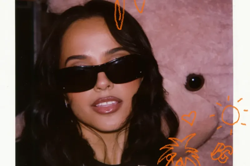 Becky G se une a Karol G en varias fechas de su Viajando Por El Mundo Tropitour
