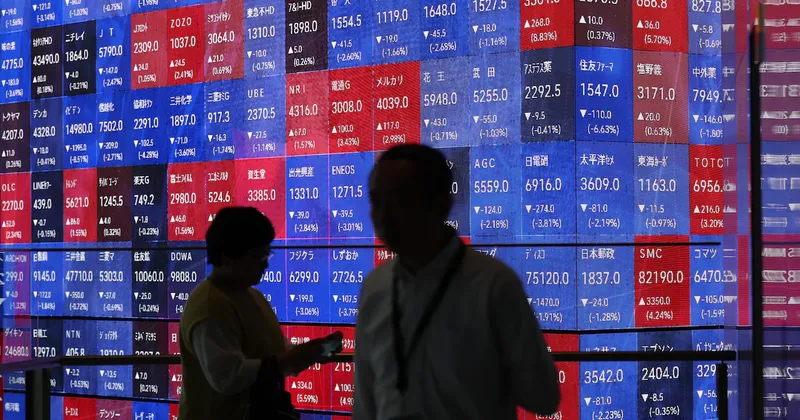 Desplome de chips se profundiza mientras el Kospi cae casi 11% por temores sobre China e IA