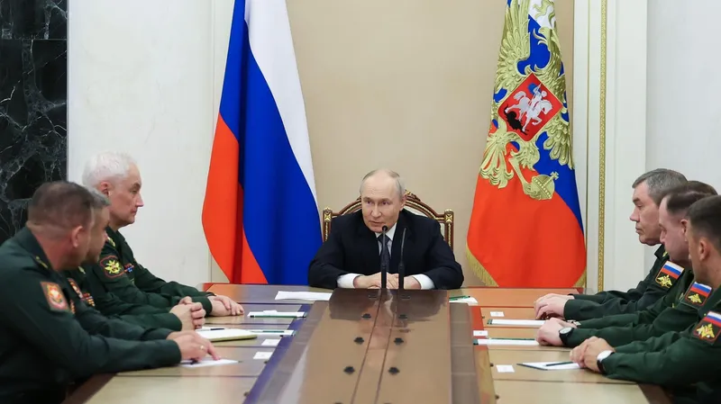 Putin estará listo para dar instrucciones de no atacar a Ucrania el día de las elecciones, indica el Kremlin