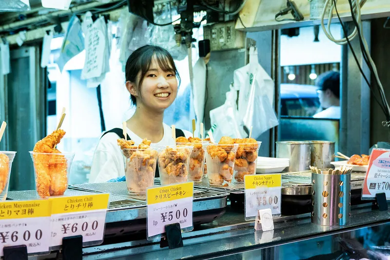 Ante la escasez de mano de obra, Japón ha tomado una medida inédita en las dos últimas décadas: pagar lo mismo a las mujeres