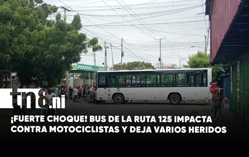 ¡Accidente en plena vía! Bus de la ruta 125 se estrella contra motociclistas