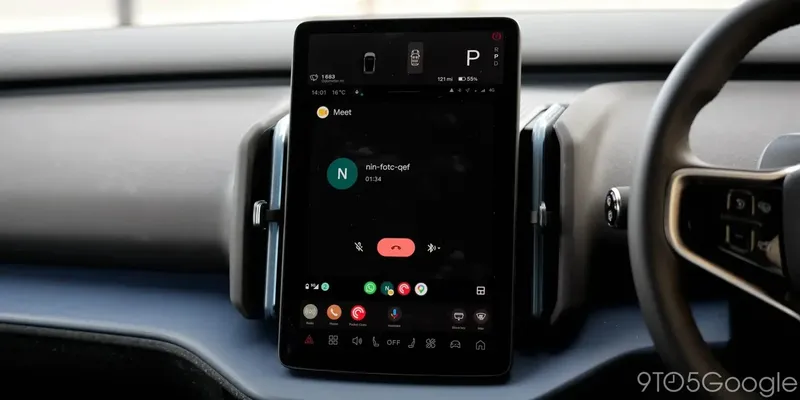 Android Auto ya dispone de Google Meet: así funcionan las videollamadas en el coche