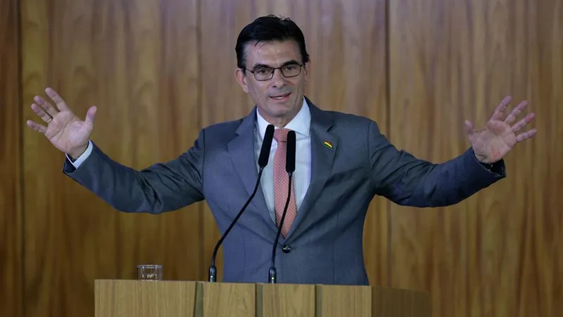 Presidente de Bolivia promulga ley sobre estado de excepción luego de 39 días de protestas