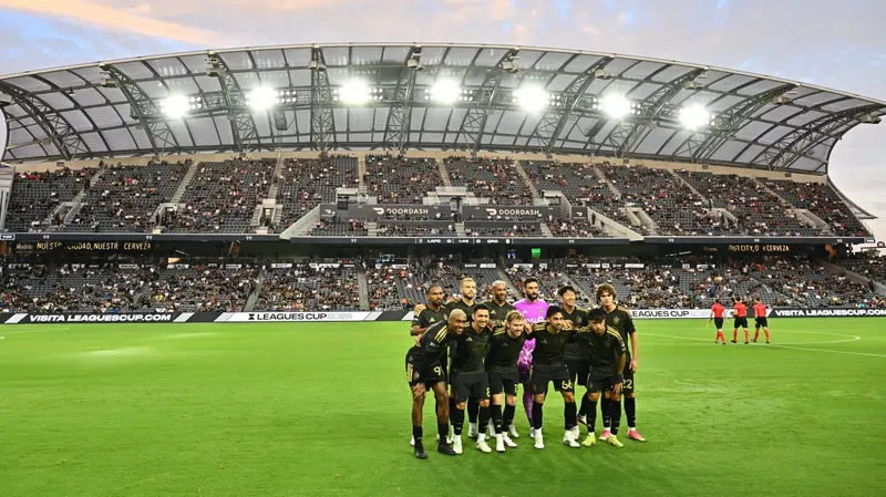 LAFC presenta a su nuevo refuerzo: el ecuatoriano Sergio Vásquez