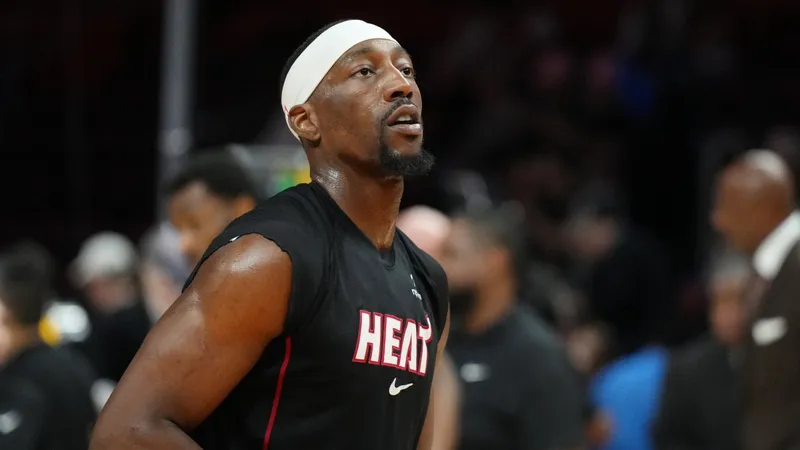 Satn Van Gundy atiza a Bam Adebayo