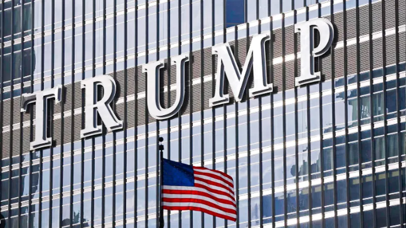 Estadounidenses: “Negocios de Donald Trump influyen en sus decisiones presidenciales”