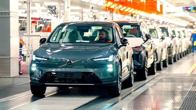 Más de 50.000 pedidos y solo 5.000 ventas: el CEO de Volvo señala un "riesgo" para su SUV eléctrico de 810 km
