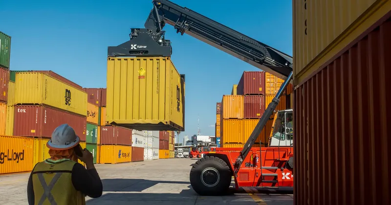 México espera nuevo arancel de EE.UU. tras superávit comercial récord