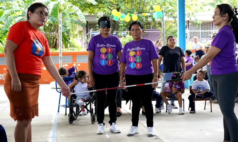 Realizan foro de educación inclusiva por el Día del Bastón Blanco