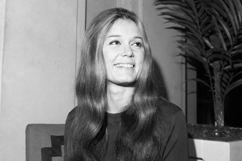 Muere Gloria Steinem, periodista e ícono del feminismo, a los 92 años