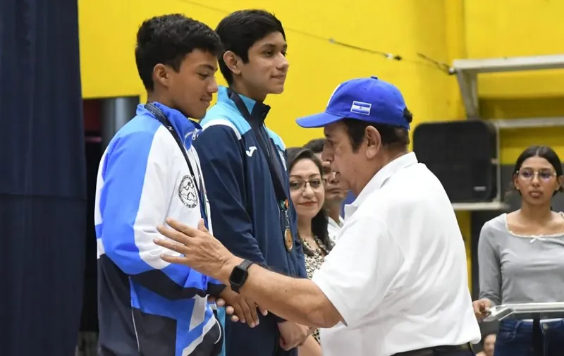 Nicaragua gana bronce en esgrima en Juegos Centroamericanos del Caribe y suma dos medallas