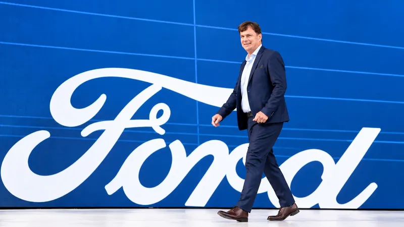 El CEO de Ford alerta sobre los coches chinos: "En Europa ya es demasiado tarde, EE.UU. debe tener muchísimo cuidado"