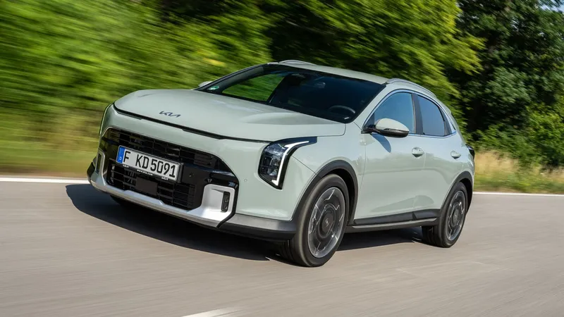 Kia renueva uno de sus coches más conocidos: es híbrido, no necesita enchufe y cuesta desde 19.860 €