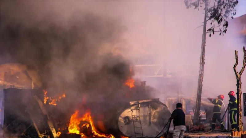 Explosión de camión cisterna deja 11 muertos y enluta al Kurdistán iraní
