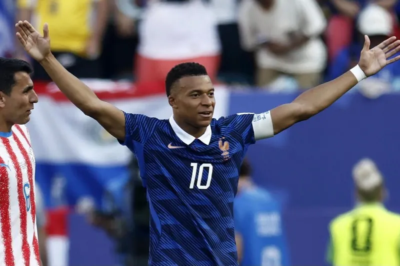 Francia elimina a Paraguay y avanza a cuartos del Mundial