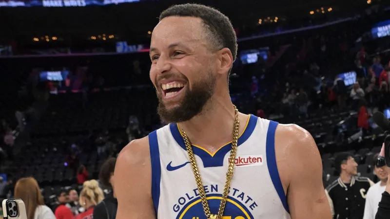 Los Warriors le dan un cheque en blanco a Stephen Curry