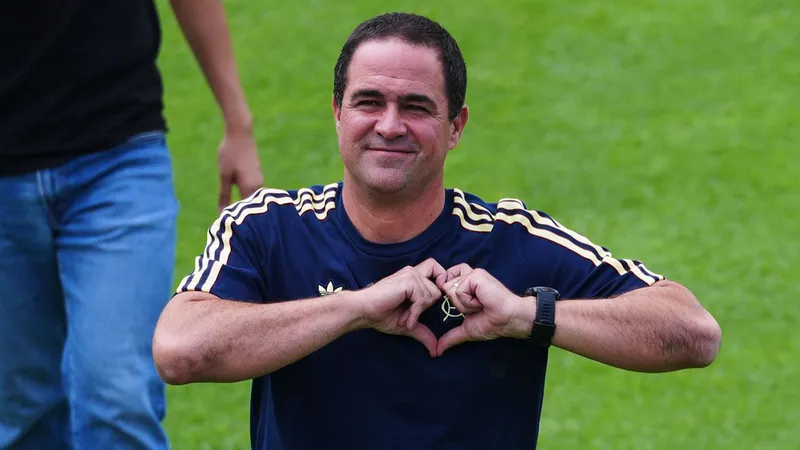 Siempre en el corazón; así se despidió André Jardine del América