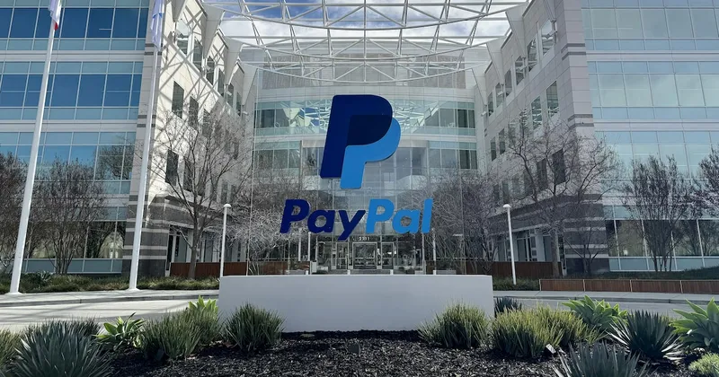 Stripe y Advent ofrecen más de US$53.000 millones para comprar PayPal, según Reuters